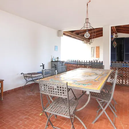 2 Bedroom Awesome In Holiday home