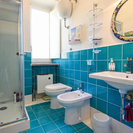 2 Bedroom Awesome In 카스텔라바테