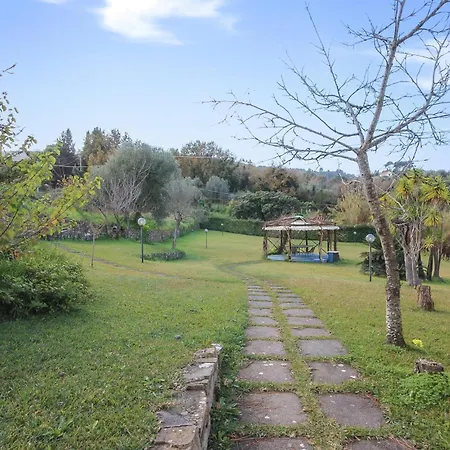 Сasa de vacaciones 2 Bedroom Awesome In Castellabate