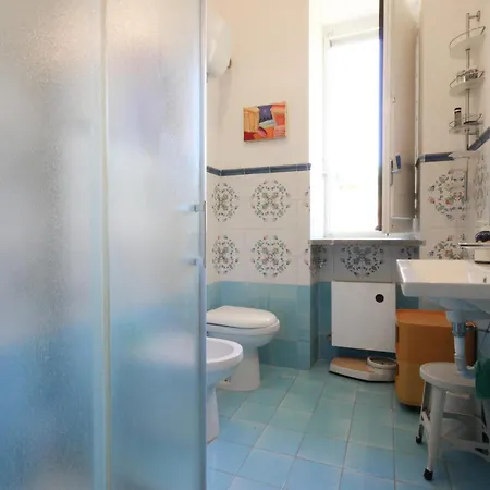 2 Bedroom Awesome In Сasa de vacaciones Castellabate