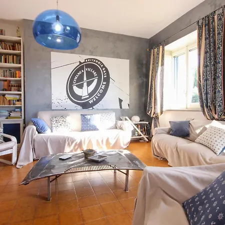 2 Bedroom Awesome In Сasa de vacaciones Castellabate