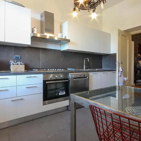 Сasa de vacaciones 2 Bedroom Awesome In Castellabate