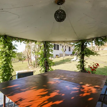 2 Bedroom Awesome In Сasa de vacaciones *